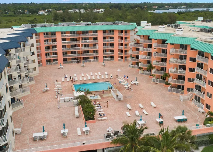 1504 * Clearwater Beach